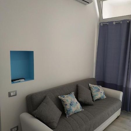 Loft Sul Mare Apartment Giardini Naxos Bagian luar foto