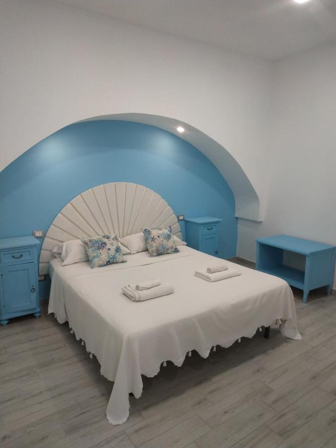 Loft Sul Mare Apartment Giardini Naxos Bagian luar foto