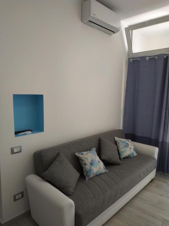 Loft Sul Mare Apartment Giardini Naxos Bagian luar foto