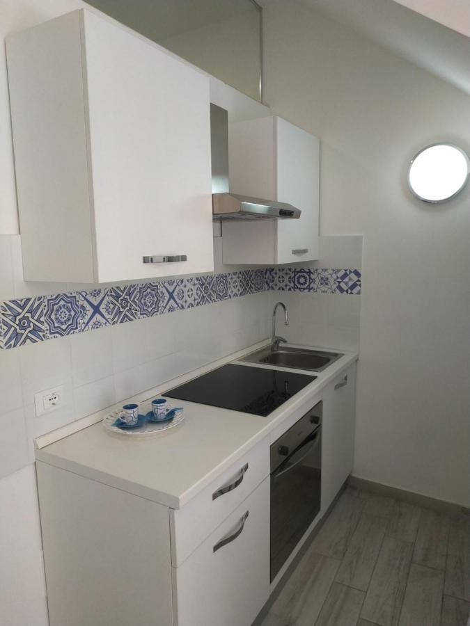 Loft Sul Mare Apartment Giardini Naxos Bagian luar foto